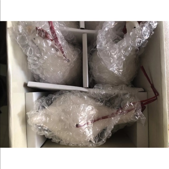 Catherine Hunter poules boules 6 piece ornament - Picture 6 of 8